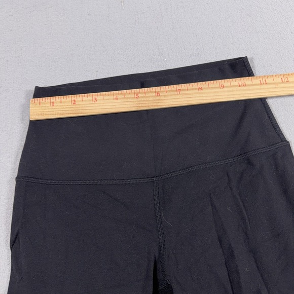 Lululemon Shorts Womens 4 Black High Rise Bike Compression Athletic Gym Yoga - Picture 6 of 9